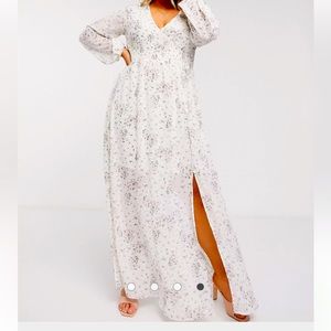 Missguided Plus shirred maxi dress in ditsy floral print size 14 US